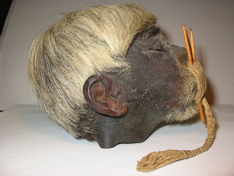 سلسلة معلومات غريبة حول العالم: قاطعوا الرؤوس البشرية